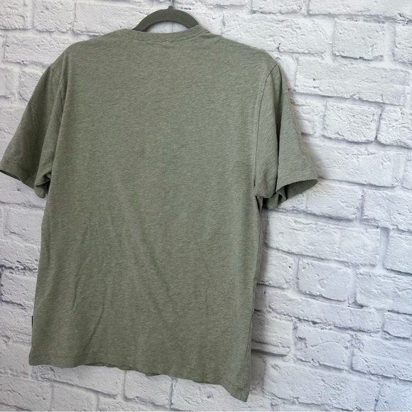 Patagonia men’s t-shirt - Picture 2 of 7